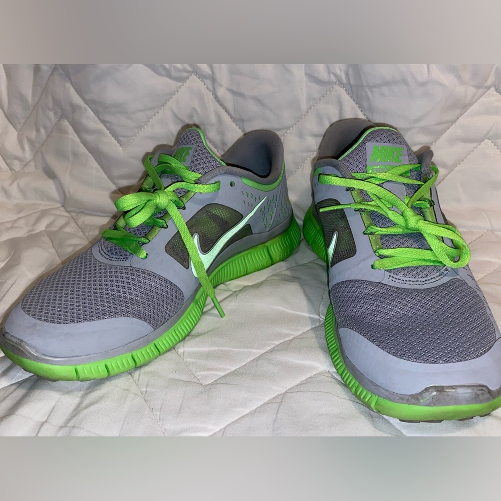 Nike Free Run 3 3.0 Women's Gray Neon Green Athletic Shoes 510643-031 Size 9